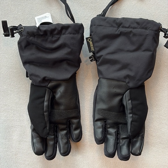 The North Face Gloves - Picture 4 of 6